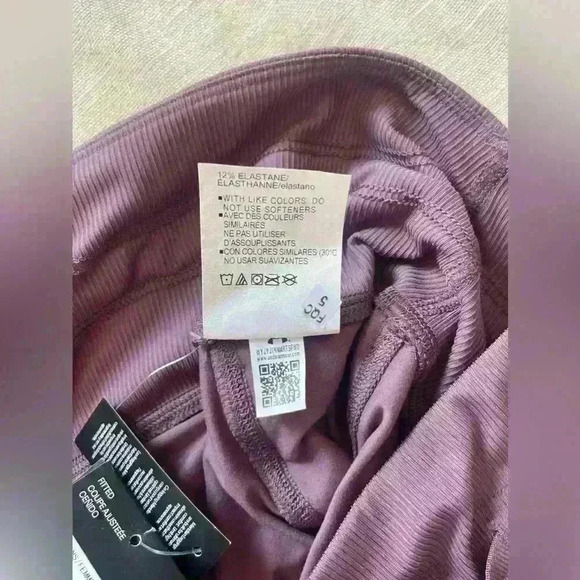 Under Armour Fitted High Rise Ankle Legging Purple NWT - Picture 8 of 11